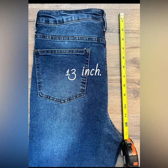 Distress Bell-Bottom - Picture 6 of 7